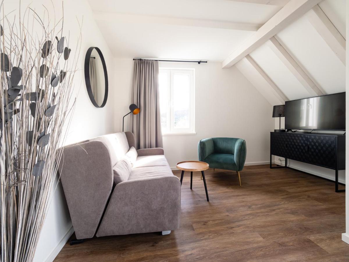 Neues Ferienhaus คัวร์ออร์ท กอห์ริช ภายนอก รูปภาพ